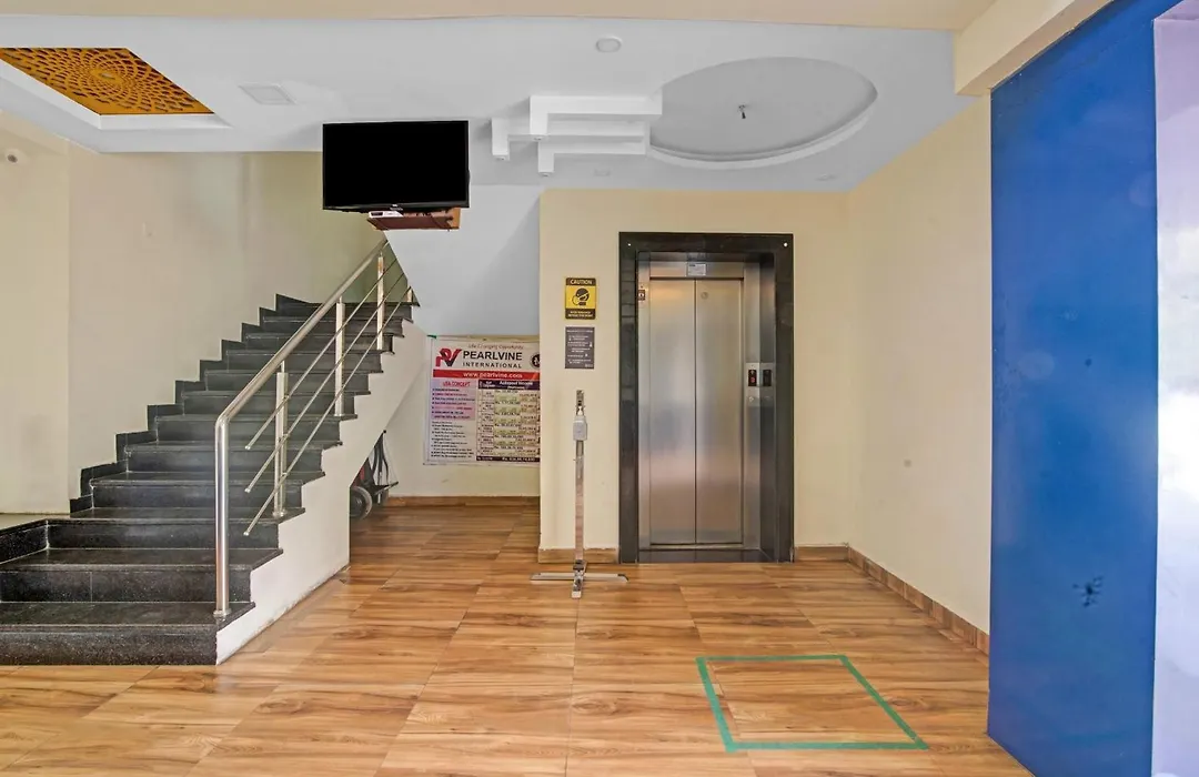 Townhouse 700 Hotel Krishna.-1